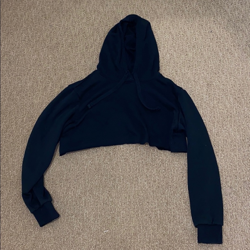 Cropped hoodie